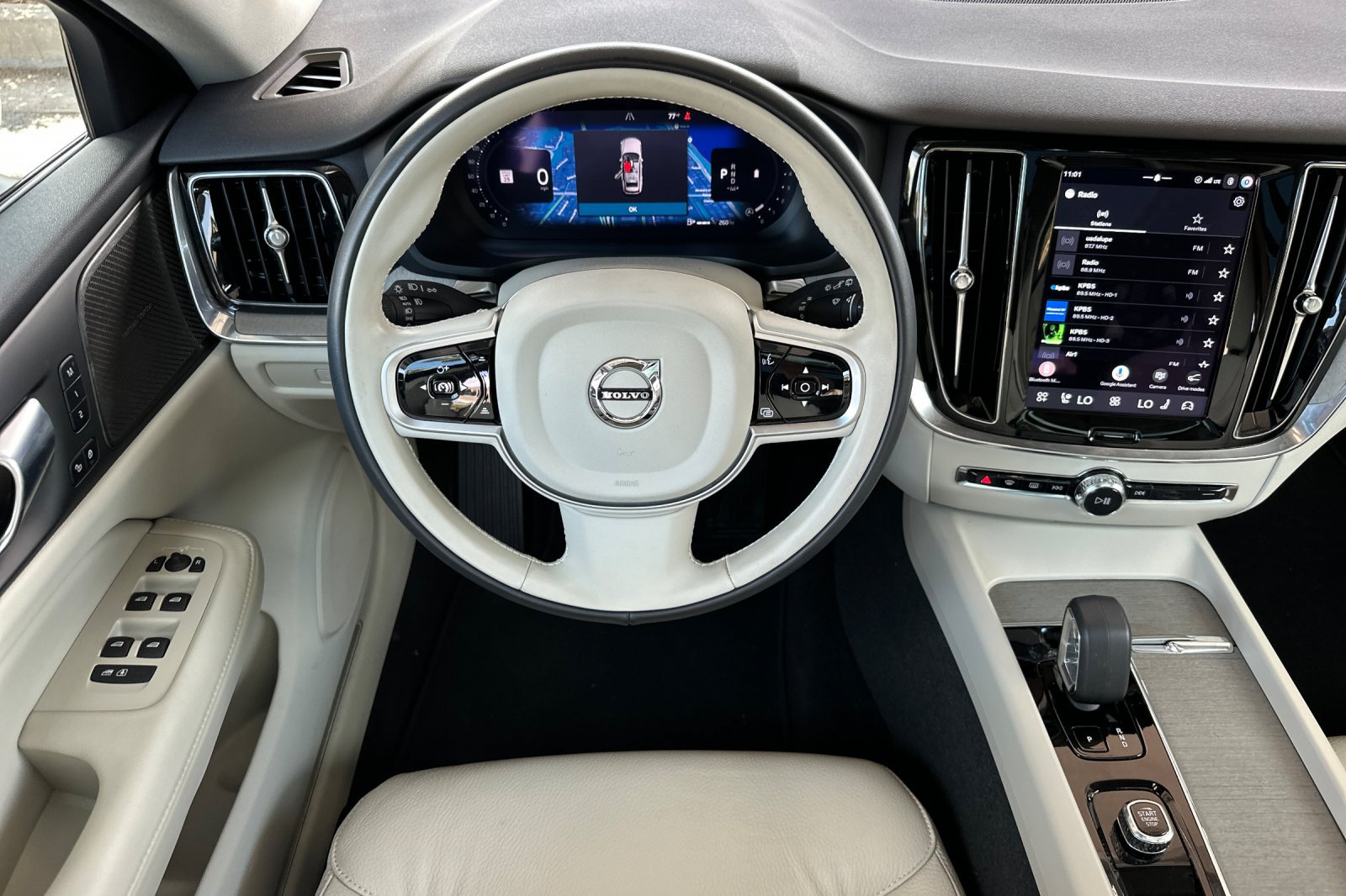 Certified 2026 Volvo V60 B5 Cross Country Plus w/ Climate Package AWD/4WD image 16