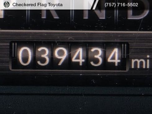 Used 2021 RAM 1500 Laramie w/ Sport Appearance Package image 14