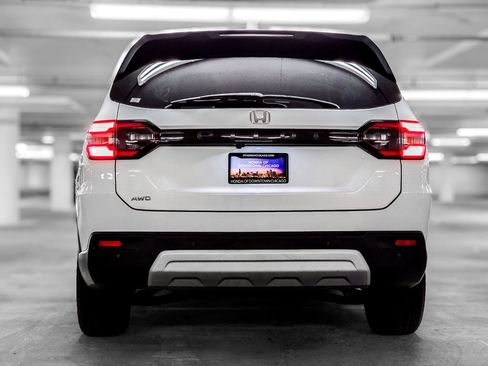 Used 2025 Honda Pilot EX-L image 7