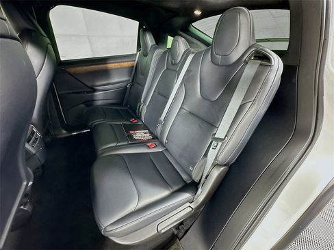 Used 2021 Tesla Model X Long Range image 24