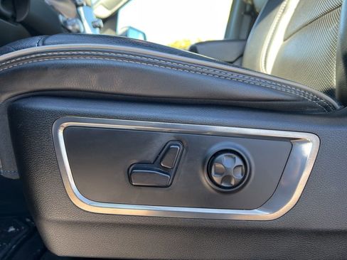 Used 2020 RAM 1500 Limited image 10