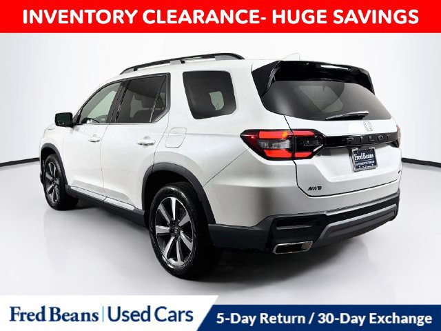 Used 2024 Honda Pilot Touring image 7