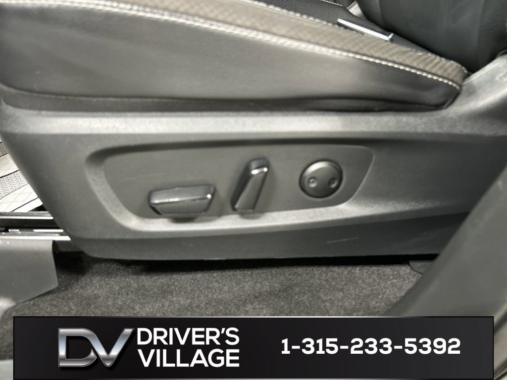 Used 2024 Nissan Pathfinder SL w/ SL Premium Package AWD/4WD image 10
