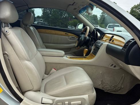 Used 2002 Lexus SC 430 Convertible RWD image 10