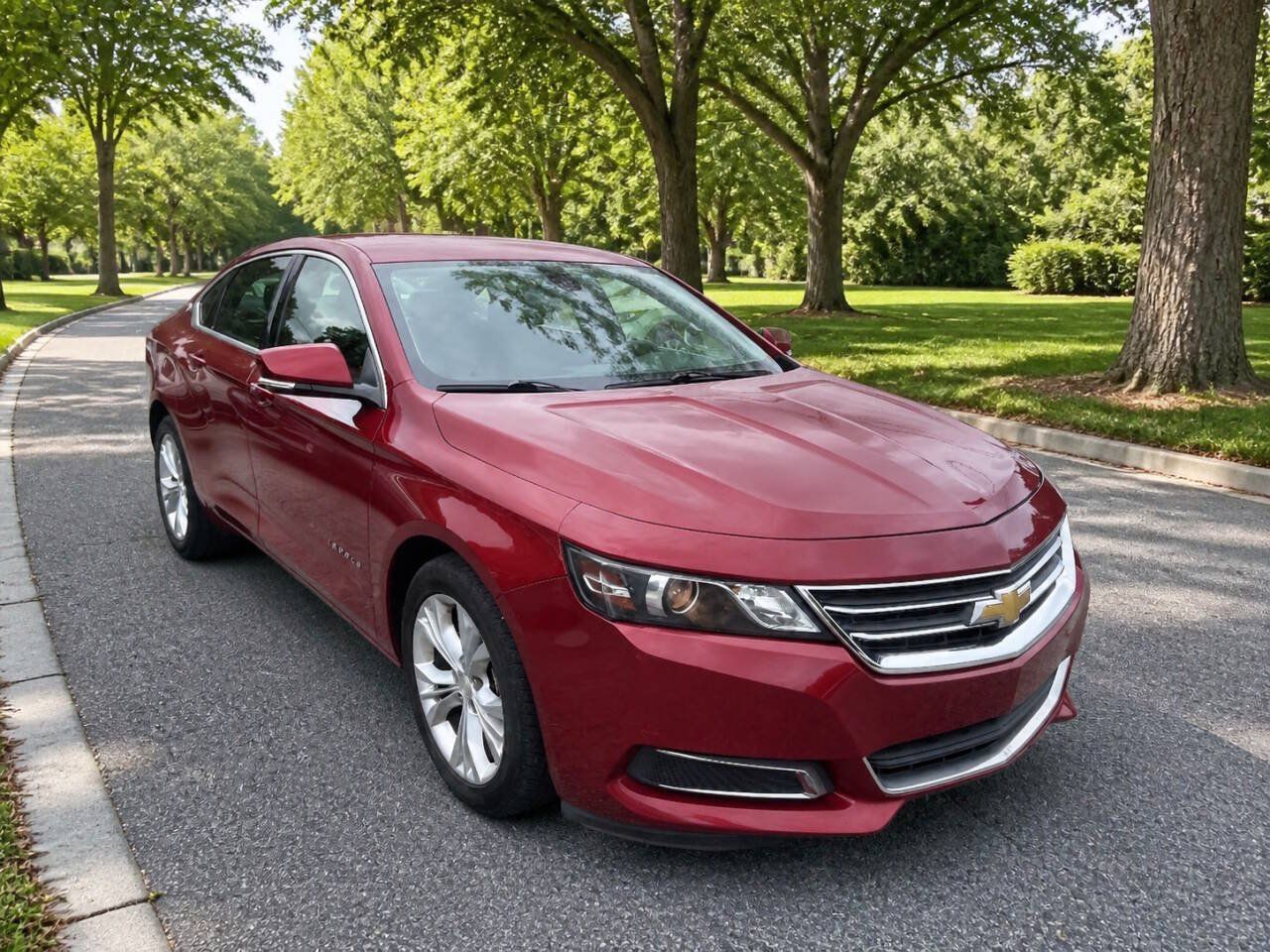 Used 2015 Chevrolet Impala LT FWD image 1