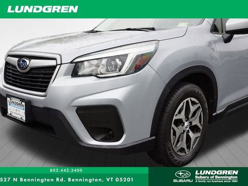 Used 2020 Subaru Forester Premium image 13