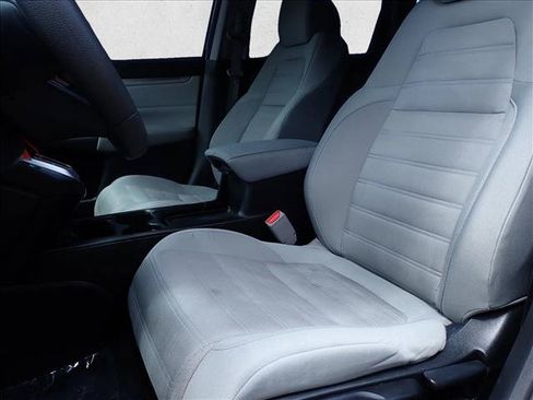 Used 2018 Honda CR-V LX image 11