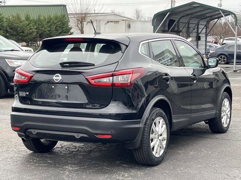 Used 2021 Nissan Rogue Sport S image 4