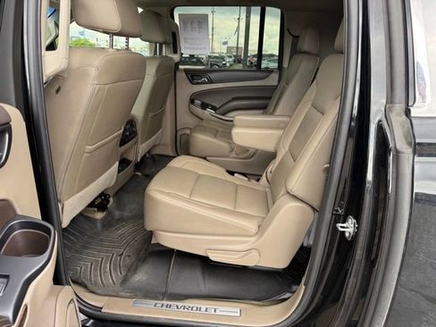 Used 2017 Chevrolet Suburban LT AWD/4WD image 14