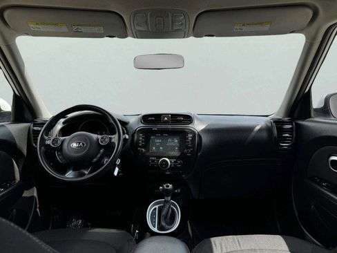 Used 2018 Kia Soul + image 36