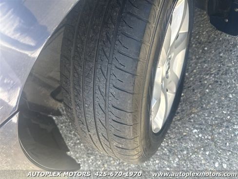 Used 2009 Nissan Altima Hybrid Sedan w/ Connection Pkg image 32