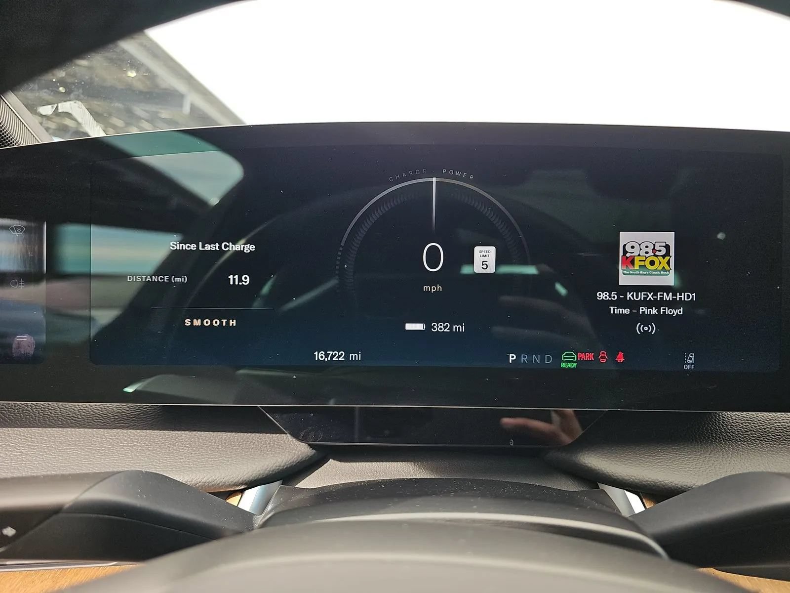 Used 2025 Lucid Air Touring AWD/4WD image 5