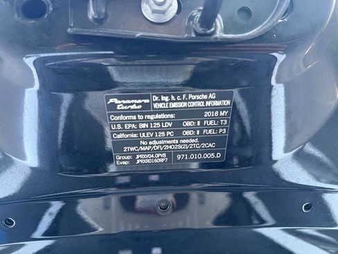 Used 2018 Porsche Panamera Turbo Executive image 26