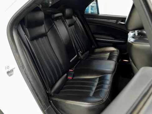 Used 2022 Chrysler 300 S RWD image 48