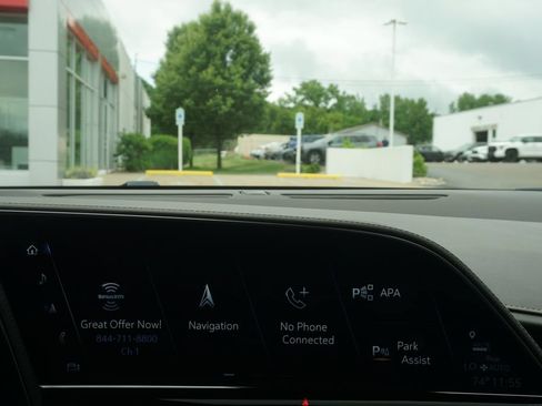 Used 2022 Cadillac Escalade Sport AWD/4WD image 13