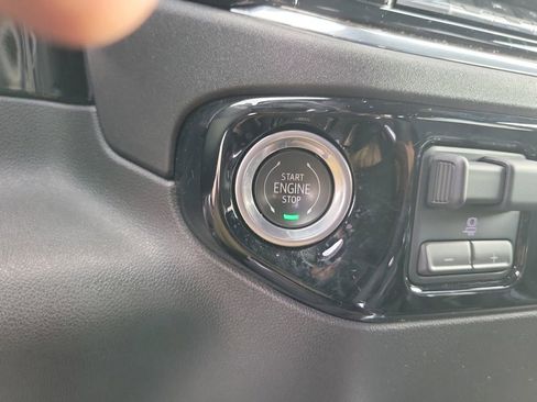 Used 2023 Chevrolet Silverado 1500 RST image 28