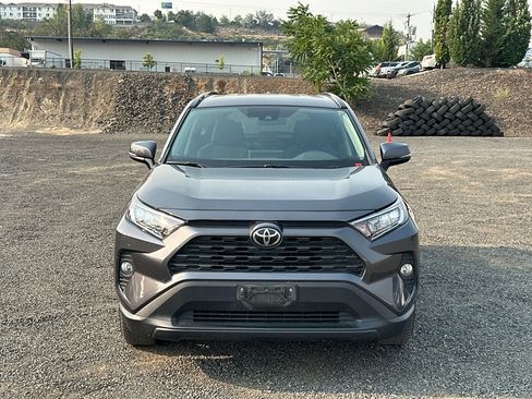Certified 2020 Toyota RAV4 XLE w/ XLE Grade Weather Package AWD/4WD image 2