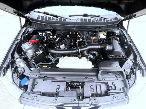 Used 2024 Ford F150 Platinum w/ Equipment Group 702A High AWD/4WD image 27