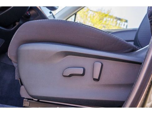 Certified 2025 Subaru Ascent Premium AWD/4WD image 18