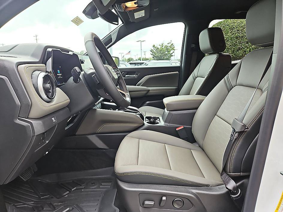 New 2026 Chevrolet Colorado ZR2 AWD/4WD image 10