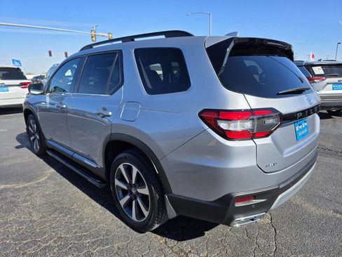 Used 2023 Honda Pilot Elite image 5