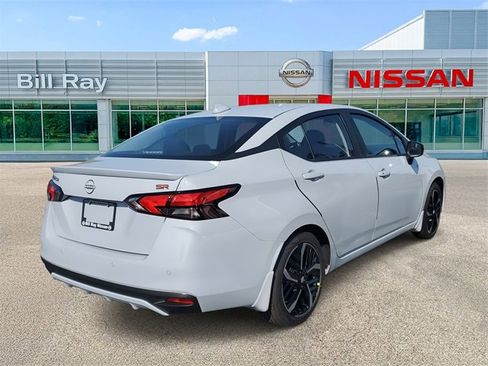 New 2025 Nissan Versa SR image 4