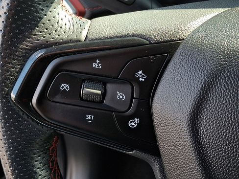 Used 2023 Chevrolet TrailBlazer RS w/ Sun and Liftgate Package image 23