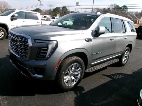 Used 2025 GMC Yukon Denali image 5