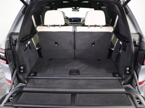 Certified 2023 BMW X7 xDrive40i w/ Executive Package image 30