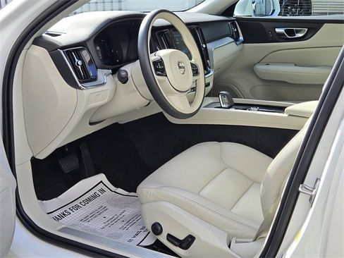 Certified 2025 Volvo V60 B5 Cross Country Plus image 13