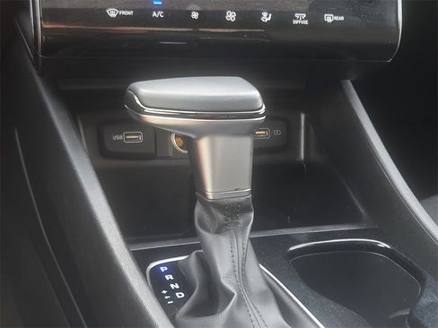 Used 2023 Hyundai Santa Cruz SEL Premium image 26