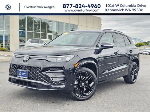 Certified 2025 Volkswagen Tiguan SE R-Line AWD/4WD image 1