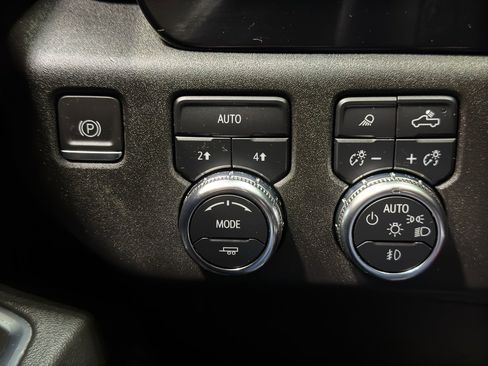 Used 2024 GMC Sierra 1500 Elevation w/ Elevation Premium Package image 68