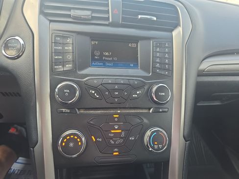 Used 2017 Ford Fusion S FWD image 25