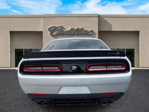 Used 2021 Dodge Challenger R/T Scat Pack RWD image 4