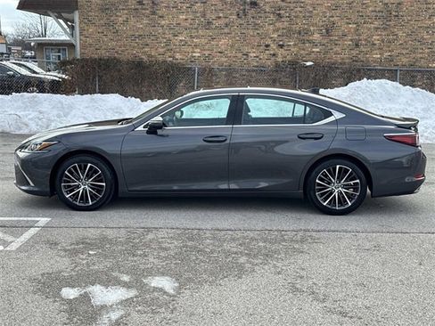 Certified 2023 Lexus ES 350 w/ Premium Package image 8