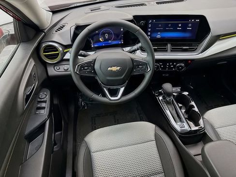 New 2026 Chevrolet Trax LT w/ Driver Confidence Package image 23