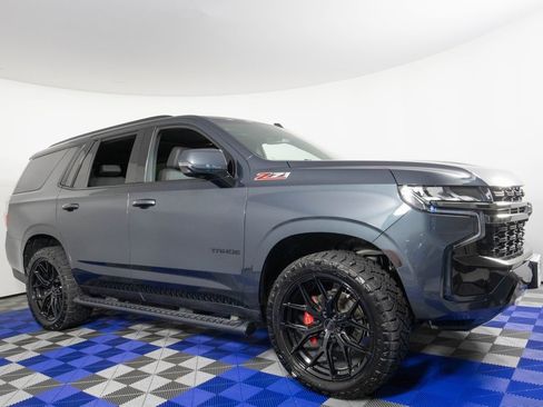 Used 2022 Chevrolet Tahoe Z71 w/ Z71 Off-Road Package image 3