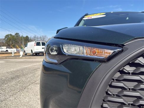 Certified 2023 Toyota Corolla Cross LE image 12