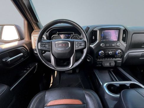 Used 2020 GMC Sierra 1500 AT4 w/ AT4 Premium Package AWD/4WD image 8
