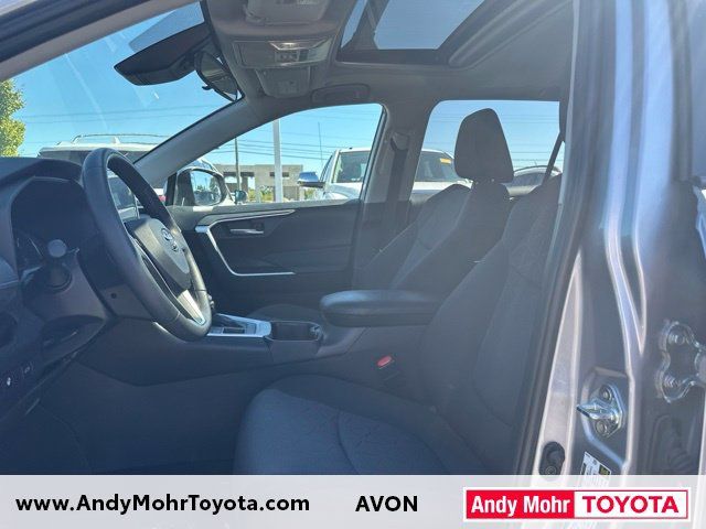 Used 2025 Toyota RAV4 XLE w/ Convenience Package AWD/4WD image 9