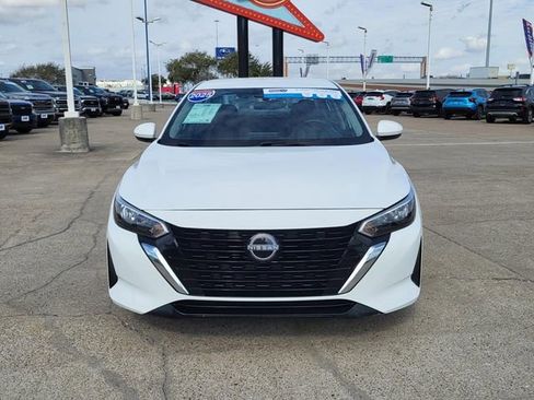 Used 2025 Nissan Sentra S image 20