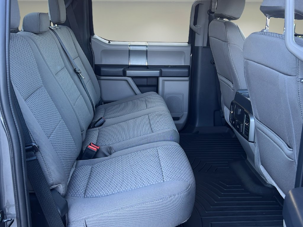 Used 2022 Ford F250 XLT w/ Black Appearance Package AWD/4WD image 16