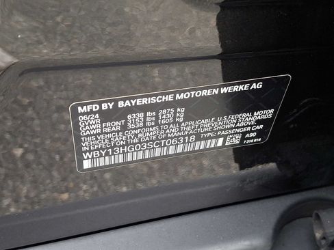 Used 2025 BMW i5 xDrive40 w/ Premium Package AWD/4WD image 29
