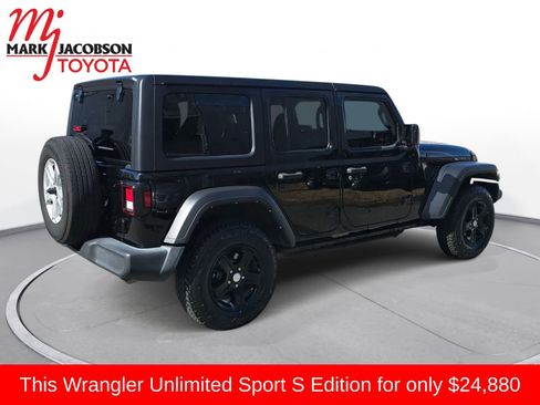 Used 2022 Jeep Wrangler Unlimited Sport image 10