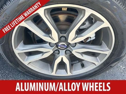 Used 2017 Volvo V60 T5 Cross Country Platinum AWD/4WD image 6
