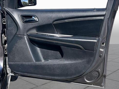 Used 2020 Dodge Journey Crossroad FWD image 22