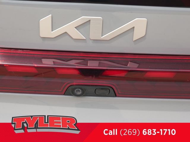 Used 2023 Kia K5 GT-Line AWD/4WD image 16