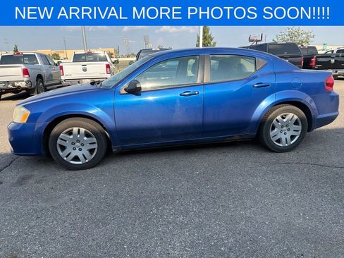 Used 2013 Dodge Avenger SE FWD image 3