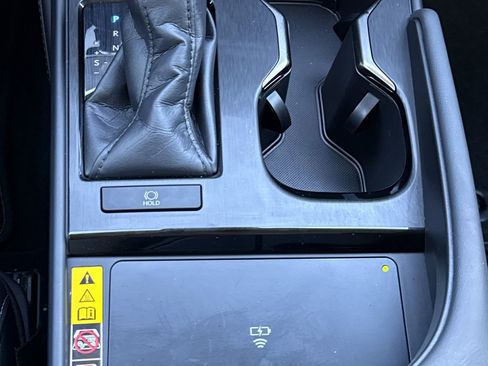 Used 2025 Lexus ES 350 w/ Premium Package image 31